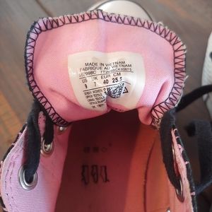 Hello kitty platform Converse